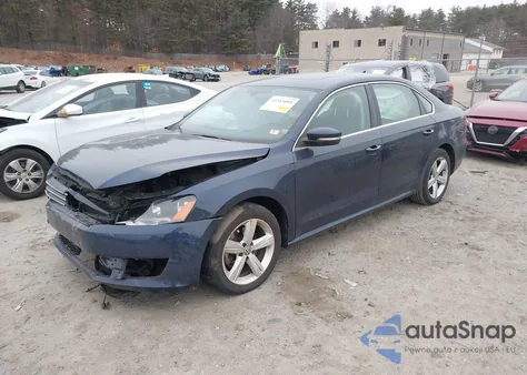 2013 Volkswagen Passat 2.5L Se из США, поврежденный, VIN 1VWBP7A37DC145575